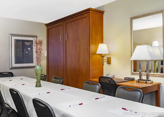 Greentree Hotel 3*